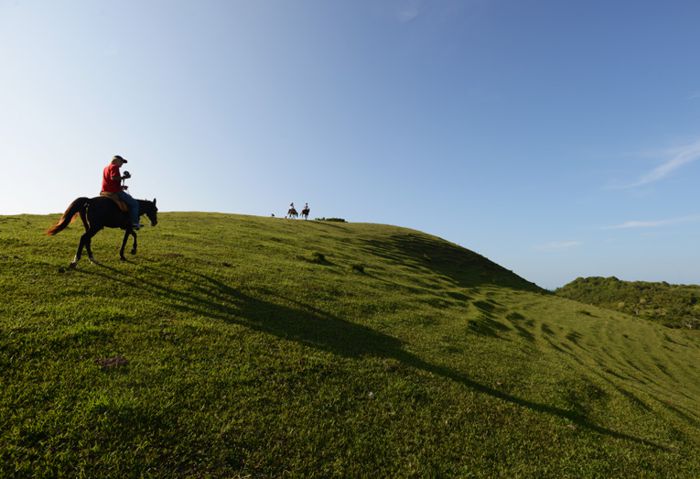 Cabalgata en la cima del Cerro Farallón de Tumilco.