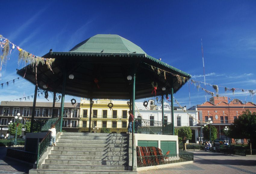 Kiosco Plaza de la Independencia. Tampico, Tamps.