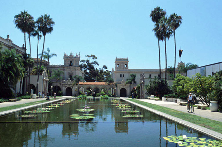 Parque Balboa urbano y cultural en San Diego.